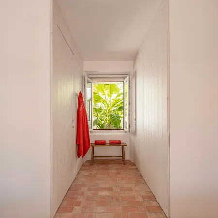 Danna Portuguese Design House Porta 7 *