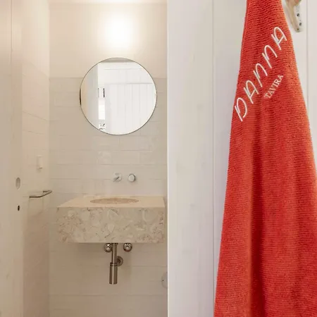Dom wakacyjny Danna Portuguese Design House Porta 7 *