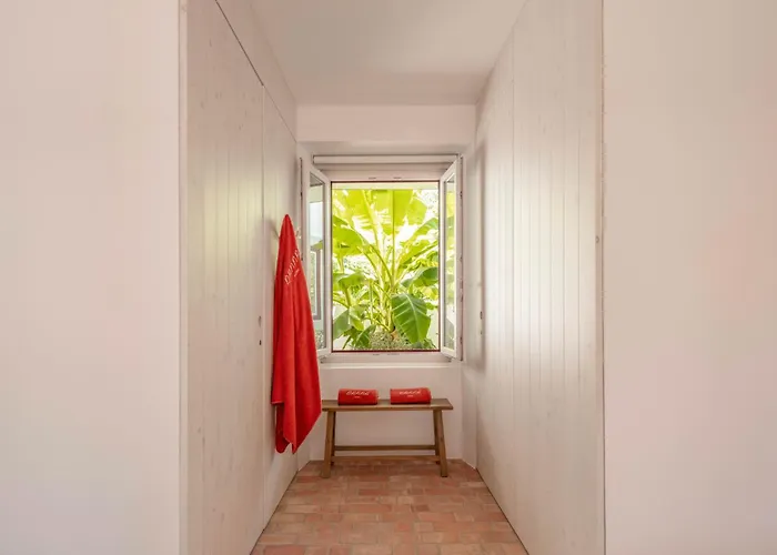 Danna Portuguese Design House Porta 7 *