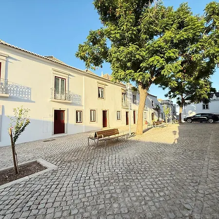 Danna Portuguese Design House Porta 7 Nyaraló